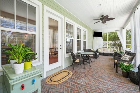 House in Tampa, Florida 4 bedrooms, 335.66 sq.m. № 1514899 - photo 27