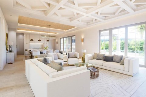 House in Delray Beach, Florida 6 bedrooms, 529.45 sq.m. № 2187530 - photo 9