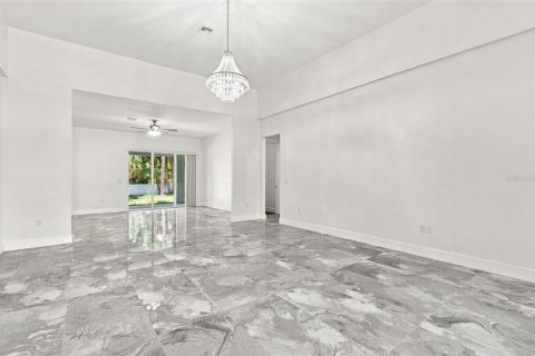 Casa en venta en Naples, Florida, 4 dormitorios, 267.19 m2 № 2219688 - foto 8