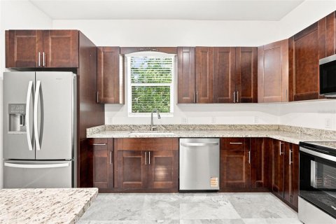 Casa en venta en Naples, Florida, 4 dormitorios, 267.19 m2 № 2219688 - foto 20