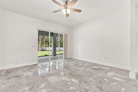 Casa en venta en Naples, Florida, 4 dormitorios, 267.19 m2 № 2219688 - foto 13