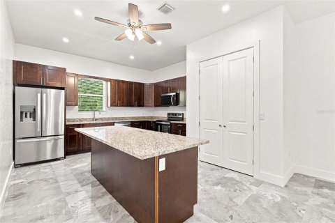 Casa en venta en Naples, Florida, 4 dormitorios, 267.19 m2 № 2219688 - foto 24