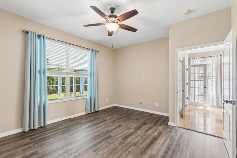 Villa ou maison à vendre à Tampa, Floride: 2 chambres, 151.8 m2 № 2150135 - photo 30