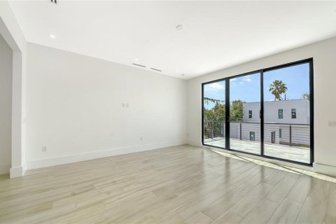 Villa ou maison à vendre à Sarasota, Floride: 4 chambres, 270.35 m2 № 2095454 - photo 25