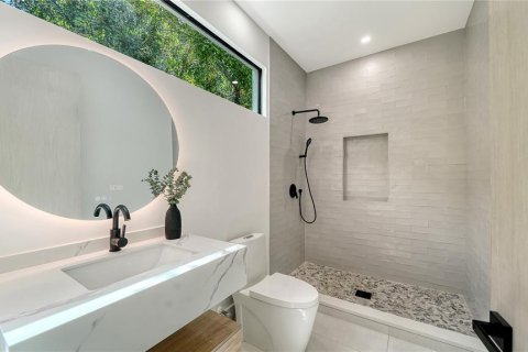 Villa ou maison à vendre à Sarasota, Floride: 4 chambres, 270.35 m2 № 2095454 - photo 23