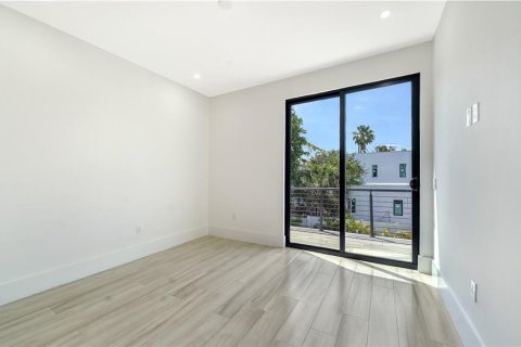 Villa ou maison à vendre à Sarasota, Floride: 4 chambres, 270.35 m2 № 2095454 - photo 30