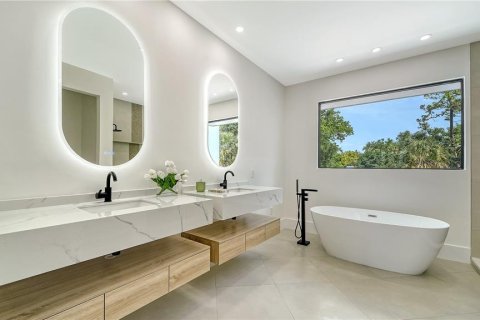 Villa ou maison à vendre à Sarasota, Floride: 4 chambres, 270.35 m2 № 2095454 - photo 16