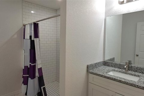 House in Winter Haven, Florida 3 bedrooms, 117.8 sq.m. № 1812656 - photo 24