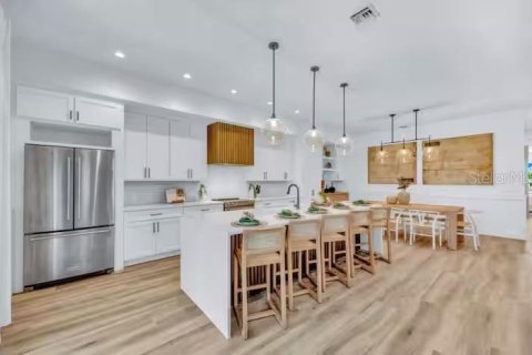 Villa ou maison à vendre à Sarasota, Floride: 6 chambres, 325.53 m2 № 2238210 - photo 10
