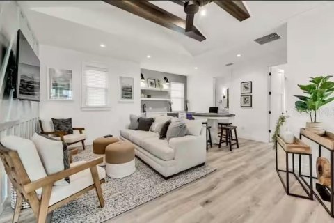 Villa ou maison à vendre à Sarasota, Floride: 6 chambres, 325.53 m2 № 2238210 - photo 15