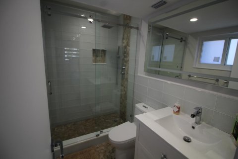 House in Pompano Beach, Florida 2 bedrooms, 130.06 sq.m. № 2158201 - photo 29