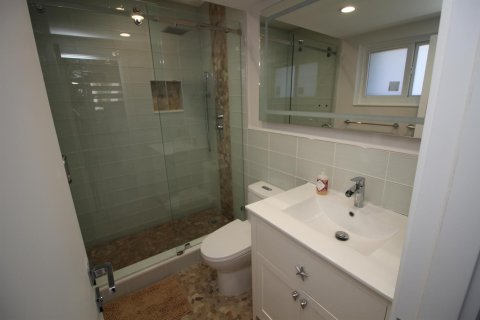 House in Pompano Beach, Florida 2 bedrooms, 130.06 sq.m. № 2158201 - photo 27