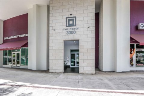 Снять в аренду кондоминиум в Майами, Флорида 1 спальня, 76.55м2, № 1985802 - фото 20