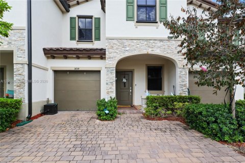 Touwnhouse à vendre à North Lauderdale, Floride: 3 chambres, 158.31 m2 № 2076318 - photo 5