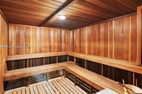 Снять в аренду квартиру в Майами-Бич, Флорида 2 спальни, 104.24м2, № 1968704 - фото 24