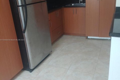 Condo in Miami Beach, Florida, 1 bedroom  № 1961079 - photo 6