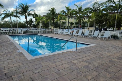 Copropriété à louer à Miami, Floride: 3 chambres, 122.54 m2 № 1987076 - photo 12