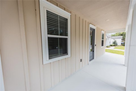 House in Gainesville, Florida 3 bedrooms, 153.75 sq.m. № 1904871 - photo 2