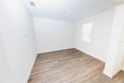House in Gainesville, Florida 3 bedrooms, 153.75 sq.m. № 1904871 - photo 10