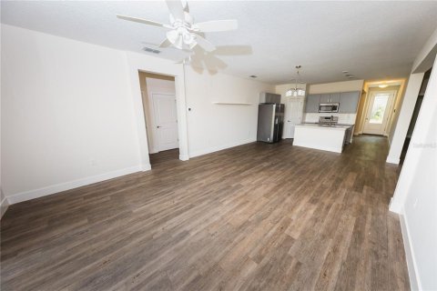 House in Gainesville, Florida 3 bedrooms, 153.75 sq.m. № 1904871 - photo 9
