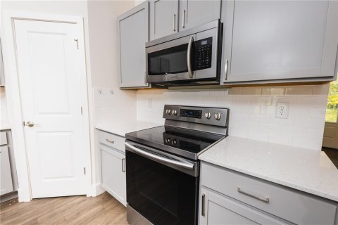 House in Gainesville, Florida 3 bedrooms, 153.75 sq.m. № 1904871 - photo 5