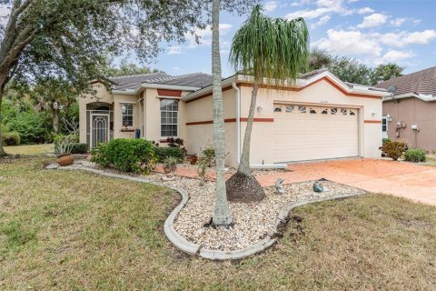 House in Punta Gorda, Florida 3 bedrooms, 151.15 sq.m. № 1555010 - photo 3