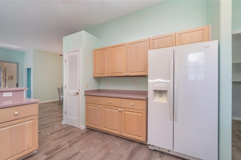 House in Punta Gorda, Florida 3 bedrooms, 151.15 sq.m. № 1555010 - photo 12