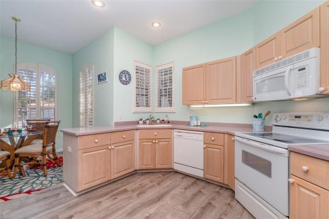 House in Punta Gorda, Florida 3 bedrooms, 151.15 sq.m. № 1555010 - photo 13