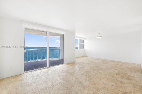 Condo in Miami, Florida, 3 bedrooms  № 2064284 - photo 11
