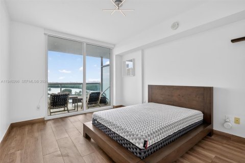 Copropriété à louer à Sunny Isles Beach, Floride: 2 chambres, 158.86 m2 № 1997220 - photo 27