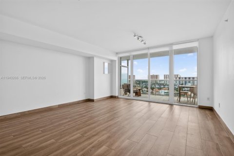 Copropriété à louer à Sunny Isles Beach, Floride: 2 chambres, 158.86 m2 № 1997220 - photo 22