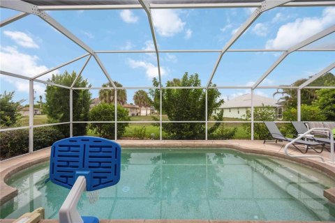 House in Rotonda, Florida 3 bedrooms, 129.78 sq.m. № 921868 - photo 27