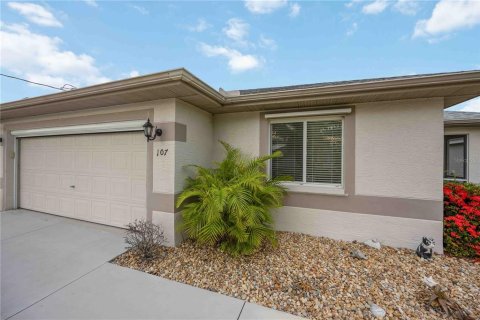 House in Rotonda, Florida 3 bedrooms, 129.78 sq.m. № 921868 - photo 30