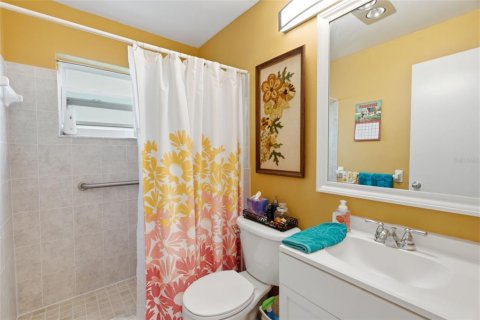 House in Pinellas Park, Florida 2 bedrooms, 102.47 sq.m. № 2345468 - photo 17