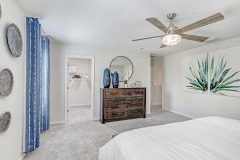 Townhouse in Seffner, Florida 4 bedrooms, 197.05 sq.m. № 1778602 - photo 24