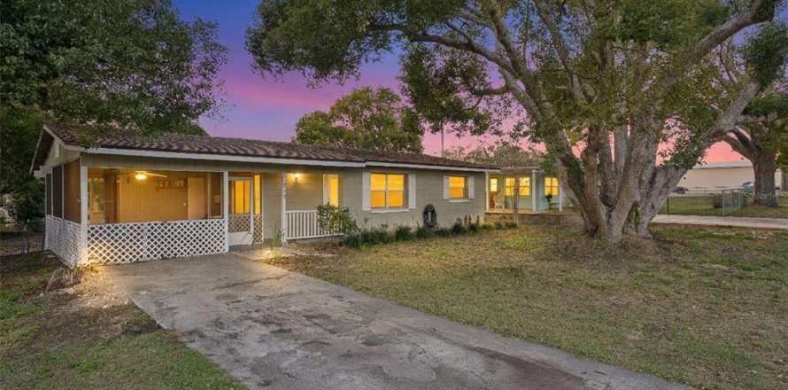 Casa en Minneola, Florida 3 dormitorios, 75.53 m2 № 2234121