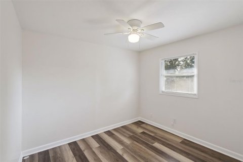 Casa en venta en Minneola, Florida, 3 dormitorios, 75.53 m2 № 2234121 - foto 14