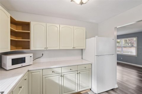 Casa en venta en Minneola, Florida, 3 dormitorios, 75.53 m2 № 2234121 - foto 8