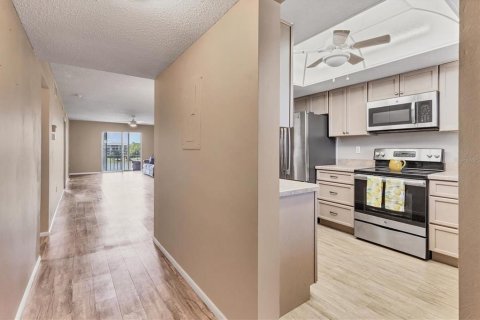 Condo in Bradenton, Florida, 2 bedrooms  № 1629557 - photo 4