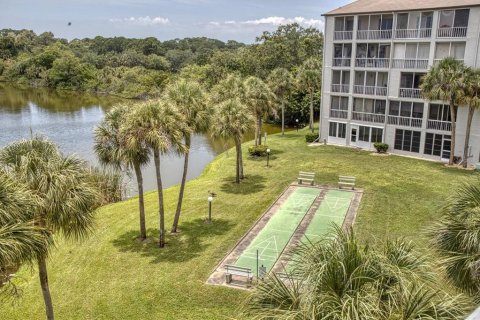 Condo in Bradenton, Florida, 2 bedrooms  № 1629557 - photo 25