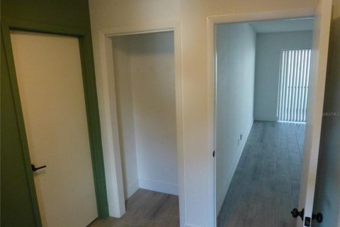 Снять в аренду виллу или дом в Олдсмар, Флорида 3 комнаты, 116.13м2, № 1871242 - фото 14