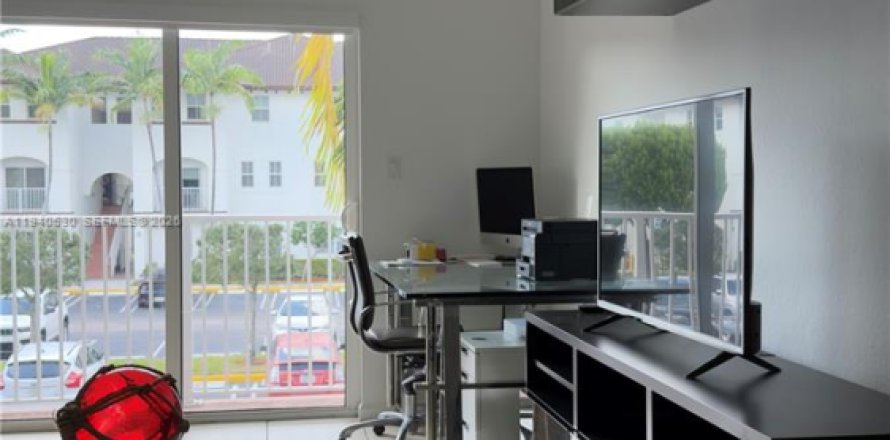 Condo à Doral, Floride, 3 chambres  № 1999195