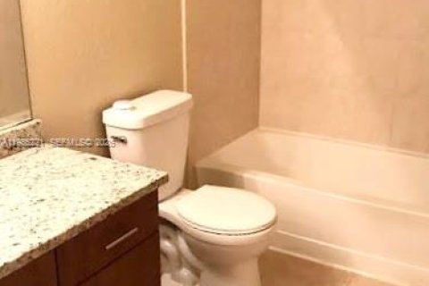 Снять в аренду кондоминиум в Санрайз, Флорида 1 спальня, 69.03м2, № 2050890 - фото 4