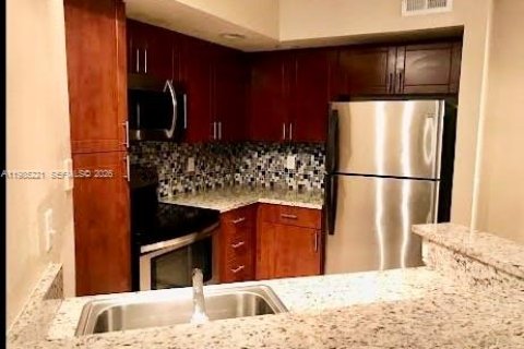 Кондоминиум с 1 спальней в Санрайз, Флорида № 2050890