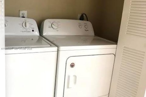 Снять в аренду кондоминиум в Санрайз, Флорида 1 спальня, 69.03м2, № 2050890 - фото 5