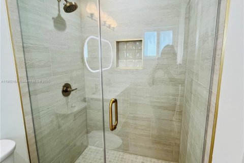 Adosado en alquiler en Miami, Florida, 3 dormitorios, 107.4 m2 № 1953730 - foto 29