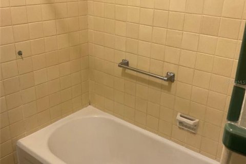 Casa en venta en Gainesville, Florida, 4 dormitorios, 218.13 m2 № 2104655 - foto 18