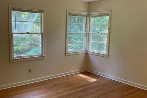 Casa en venta en Gainesville, Florida, 4 dormitorios, 218.13 m2 № 2104655 - foto 9