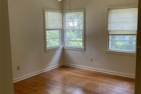 Casa en venta en Gainesville, Florida, 4 dormitorios, 218.13 m2 № 2104655 - foto 8