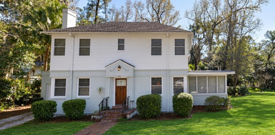 Casa en Gainesville, Florida 4 dormitorios, 218.13 m2 № 2104655